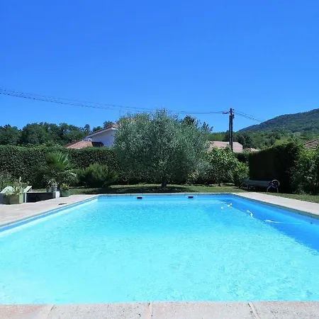 La Petite Chartreuse Bed & Breakfast *